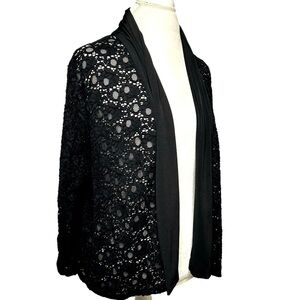 ELLEN TRACY Shrug Open front Lace detailing 3/4 sleeves Collar Black XL Like new